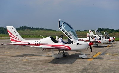 翻筋斗、大坡度盘旋......探班2021湖南（国际）通用航空产业博览会特技飞行表演如何训练